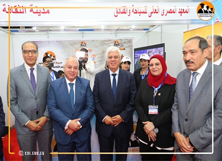 مدينة الثقافة والعلوم تحظى بإشادة وزير التعليم العالي خلال مشاركتها في "يوني إيجيبت 9"