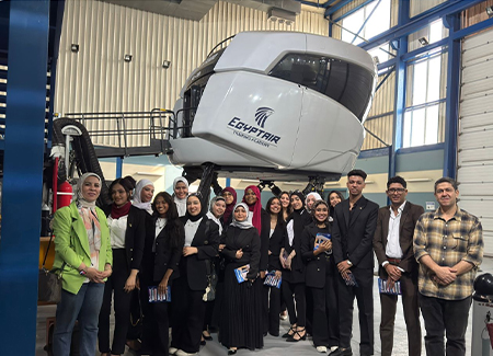 زيارة علمية لأكاديمية مصر للطيران للتدريب