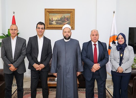 المعهد العالي للخدمة الاجتماعية ينظم ندوة بعنوان " مكارم الأخلاق"