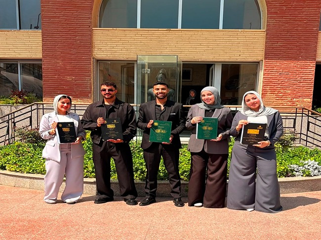 المعهد المصري العالي للسياحة والفنادق يناقش مشروعات تخرج طلاب الفرق النهائية للعام الجامعي 2025/2026