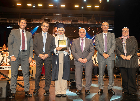 لحظة الحصاد.. خريجو المعهد العالي للإعلام وفنون الاتصال يتسلمون شهاداتهم 🎓✨
