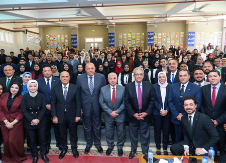 لقطات من ختام "نموذج محاكاة الأمم المتحدة 2026" بحضور عمرو موسى وسامح شكري