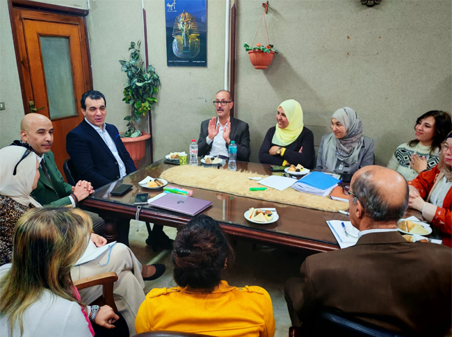 اجتماع لمركز الجودة بمعاهد شيراتون لمناقشة تطوير منظومة الجودة وتعزيز الأداء الأكاديمي