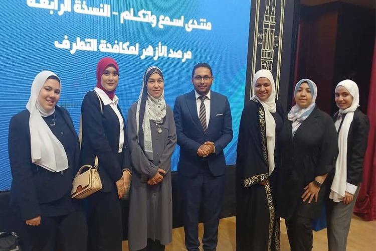 شارك المعهد المصرى العالى للسياحة والفنادق فى النسخة الرابعة من منتدى "اسمع واتكلم