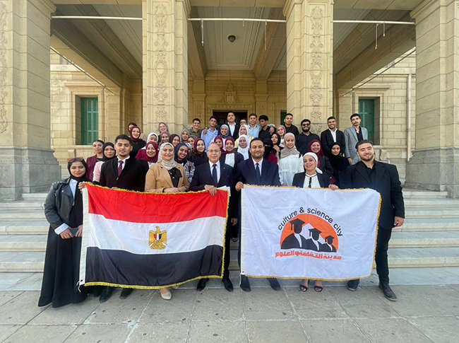 وفد من مدينة الثقافة والعلوم يشارك في الحفل الختامي لمؤتمر الشباب المحلي للتغير المناخي بجامعة القاهرة