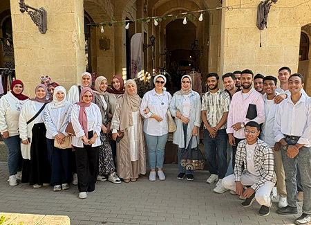 زيارة ميدانية إلى معرض الفسطاط للحرف التراثية