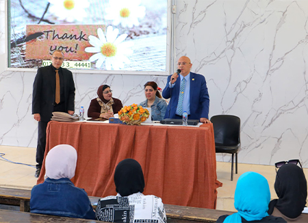 لقطات من ندوة «التفكير النقدي وحل المشكلات» بالمعهد العالي للغات