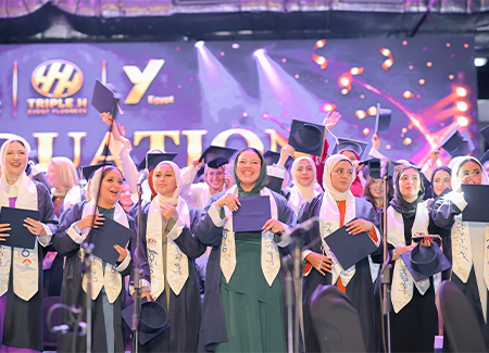 كلمات من القلب.. وشهادة تحكي حكاية نجاح 🧡🎓لحظات استلام شهادات طلاب المعهد العالي للغات – 6 أكتوبر
