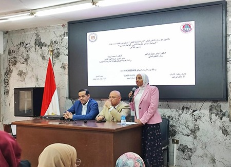 ندوة بعنوان السوشيال ميديا وتاثيرها الثقافى و التواصل البشرى
