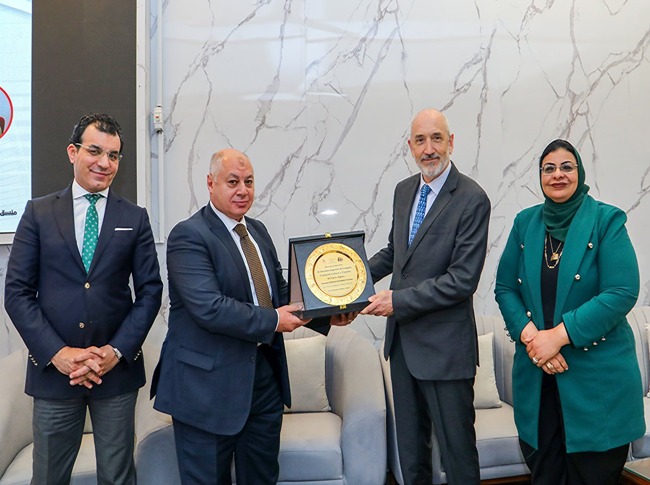 في ندوة بمدينة الثقافة والعلوم.. مدير المركز الثقافي الإسباني بالقاهرة: علاقات طيبة تربط الشعبين المصري والإسباني