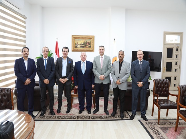 المعهد العالي للإعلام وفنون الاتصال يناقش "السوشيال ميديا والوعي الزائف"