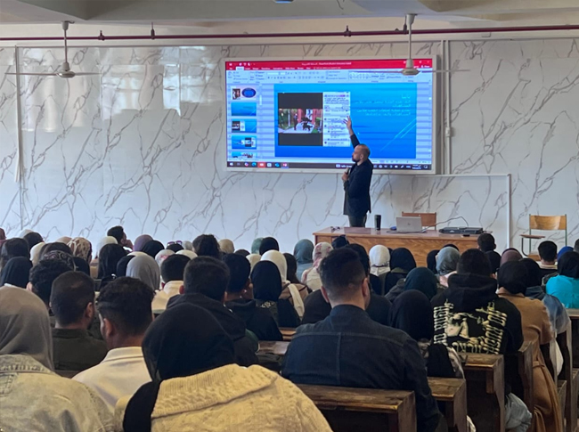 المعهد العالي للإعلام وفنون الاتصال ينظم ورشة حول صناعة المحتوى الإلكتروني مع أ. حسن مجدي