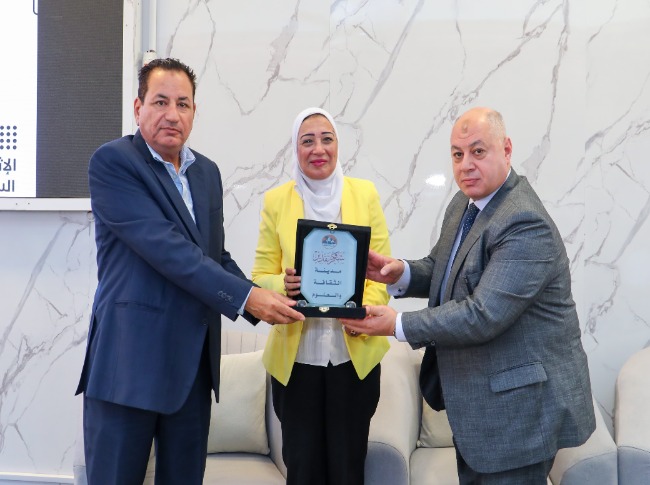 معهد أكتوبر العالي للاقتصاد ينظم اليوم التعريفي للطلاب الجدد