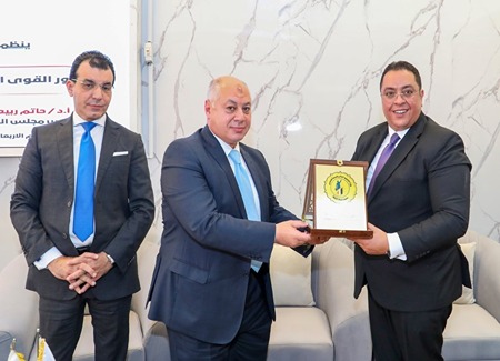 ندوة  بعنوان  دور القوي الناعمة في تشكيل وعي الشباب